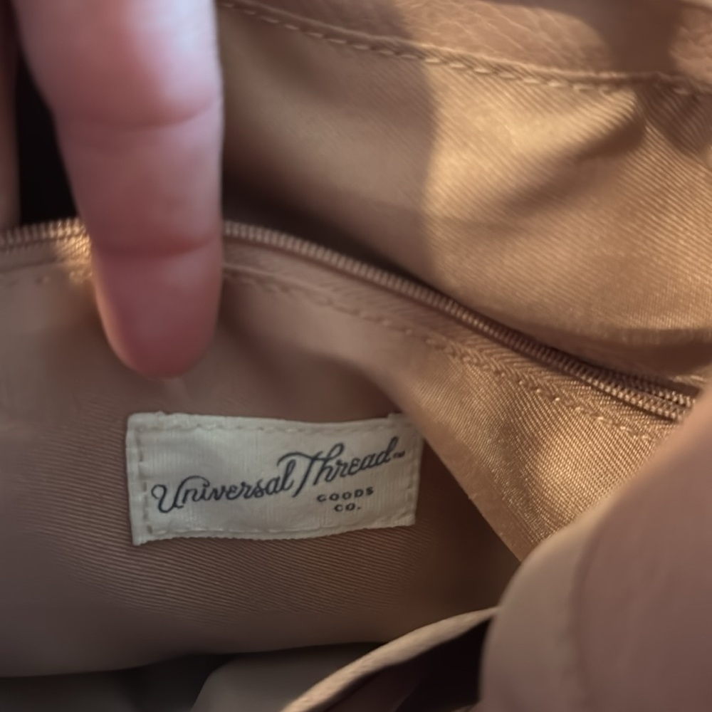 Universal thread backpack - Picture 4 of 6
